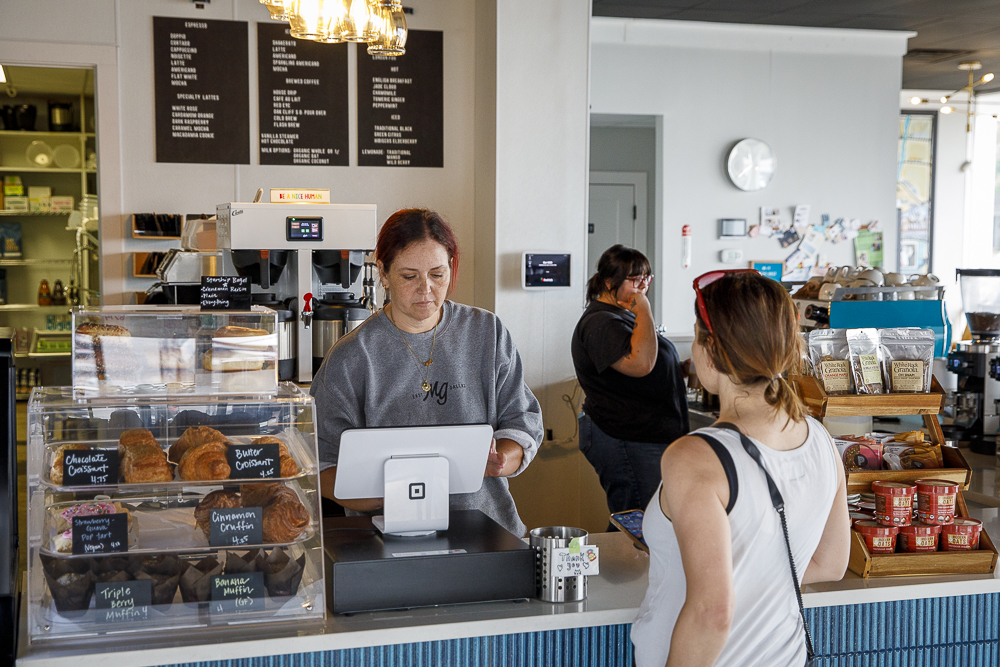 start a coffee shop in 2025